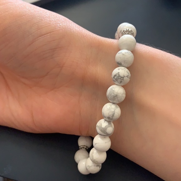 WHITE QUARTZ BRACELET - Picture 3 of 4